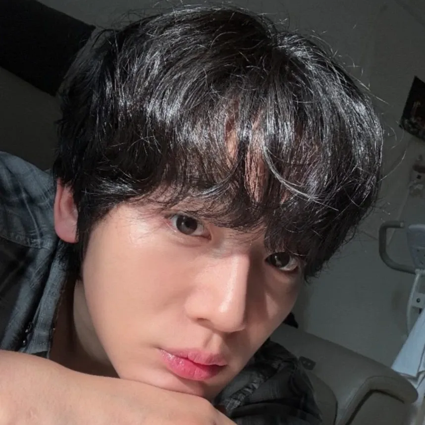 A moment captured by Kim Yohan (WEi)'s fan