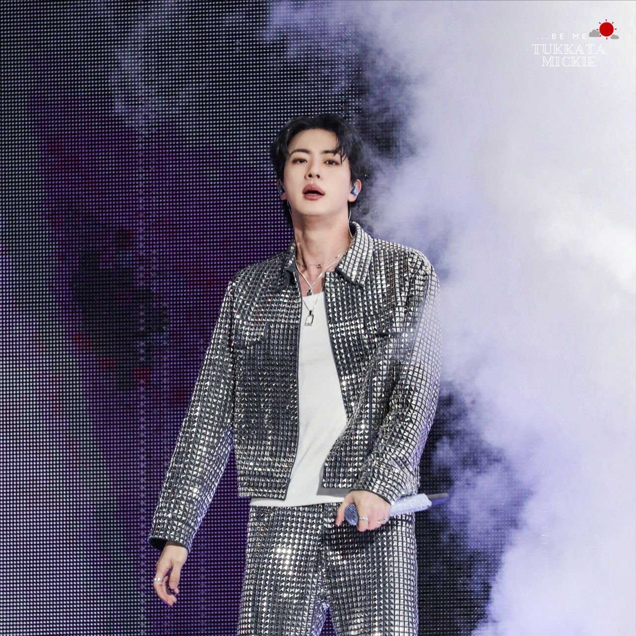 Foto terbaru Jin (BTS)