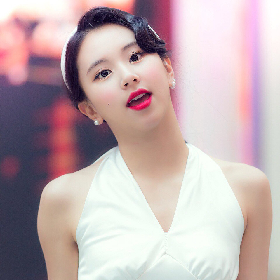 Foto aktivitas terbaru TWICE