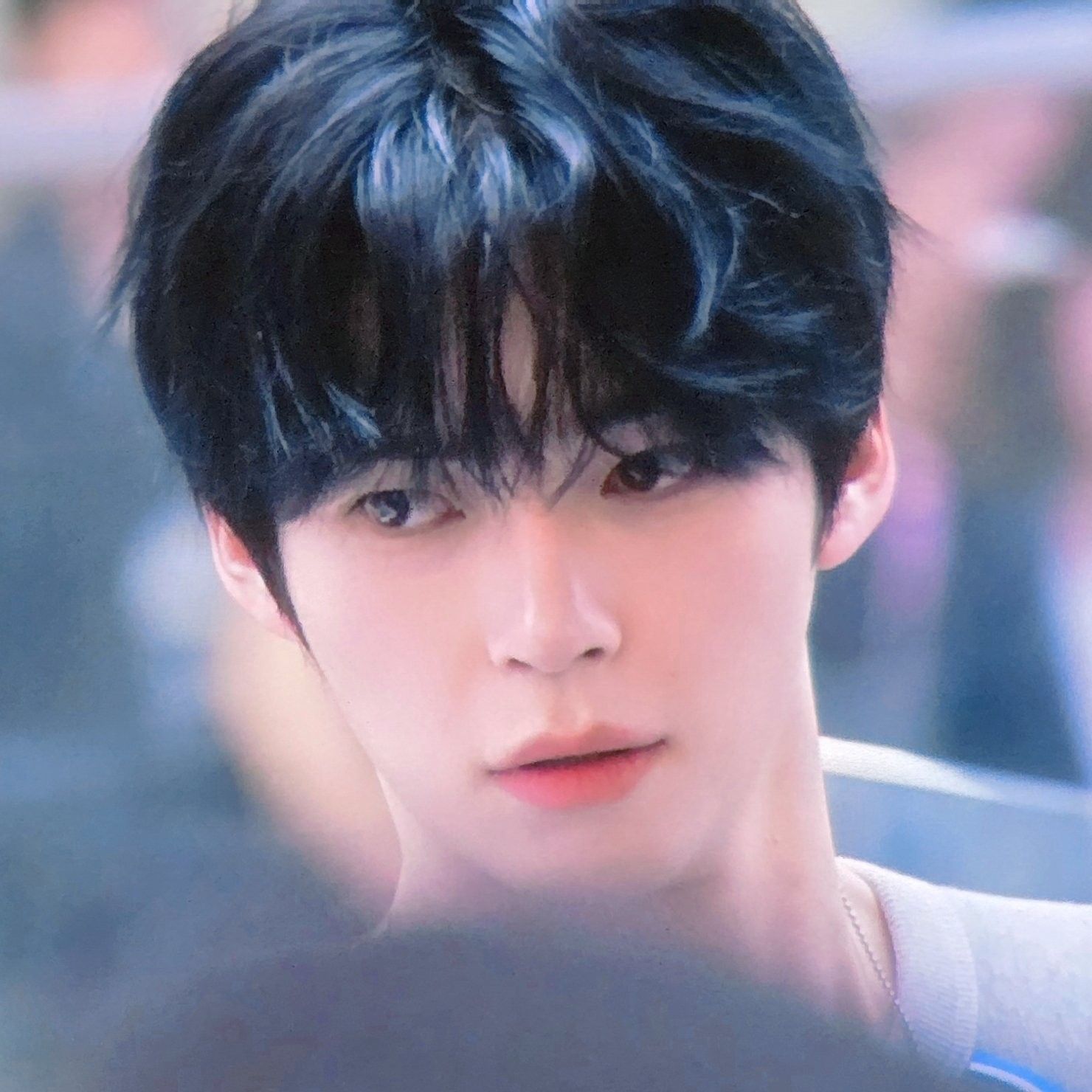 Latest photo of Sung Hanbin (ZEROBASEONE)