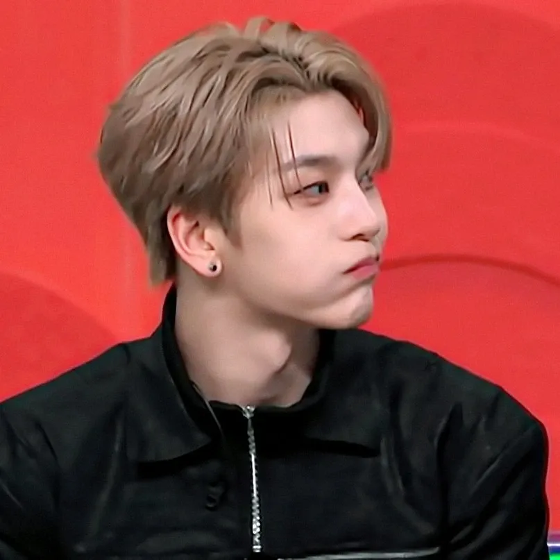 Behind-the-scenes cut of He Xinlong (ALPHA DRIVE ONE)