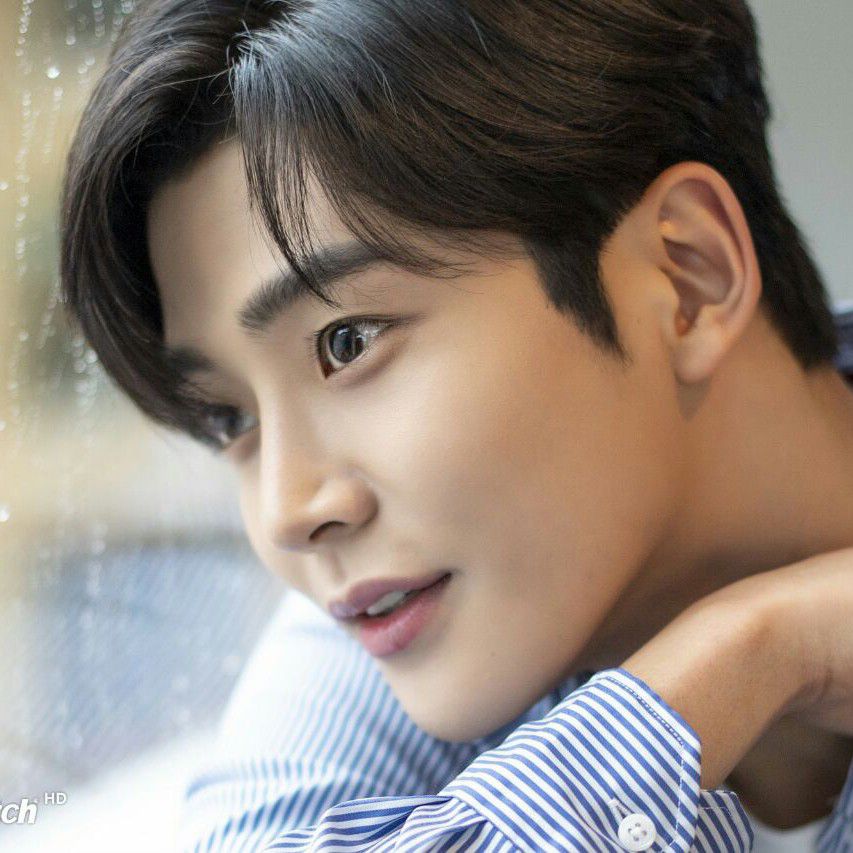 Latest photo of Rowoon