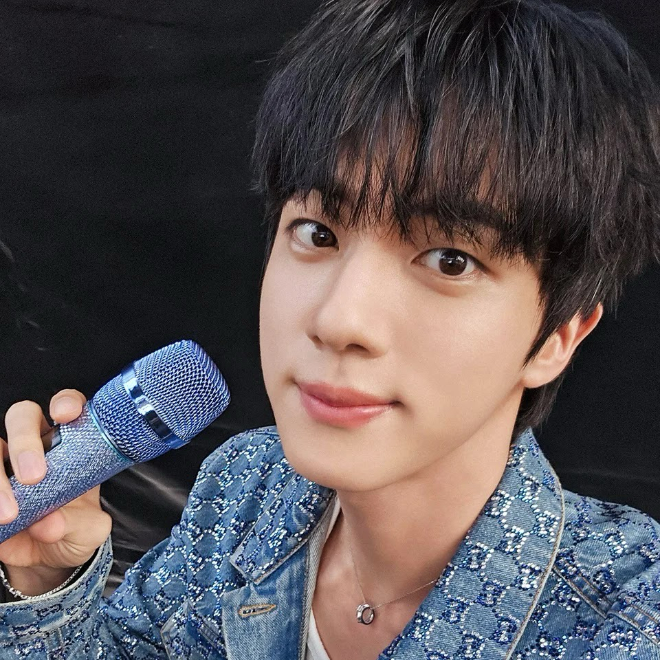 Latest photo of Jin (BTS)