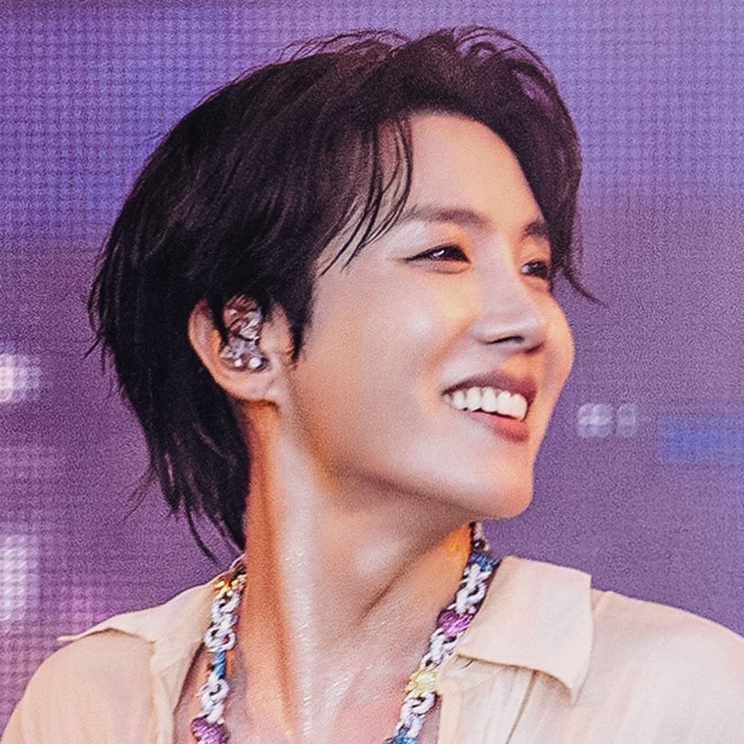 제이홉 (방탄소년단) 최근 활동샷