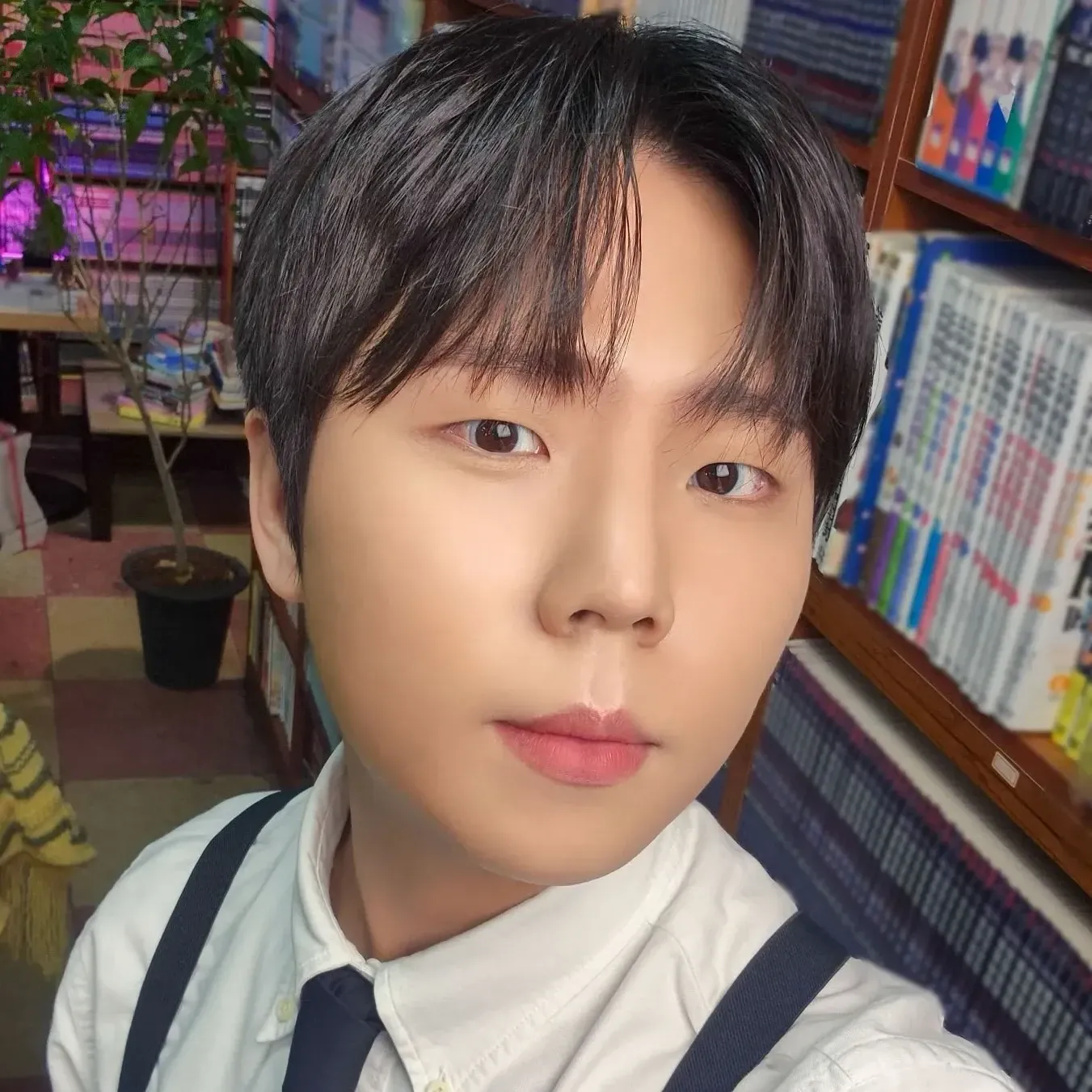 Recent activity shot of Jung Seunghwan