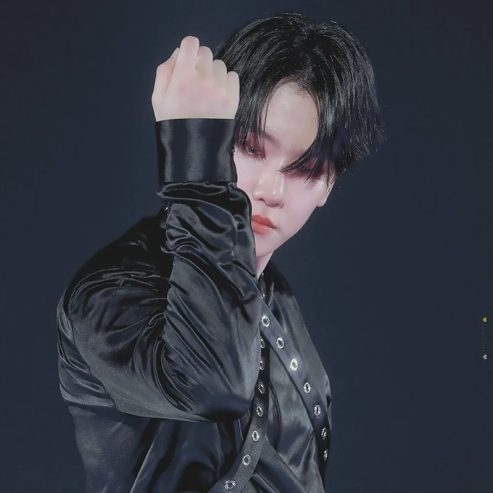 백현 (EXO)의 비하인드 컷