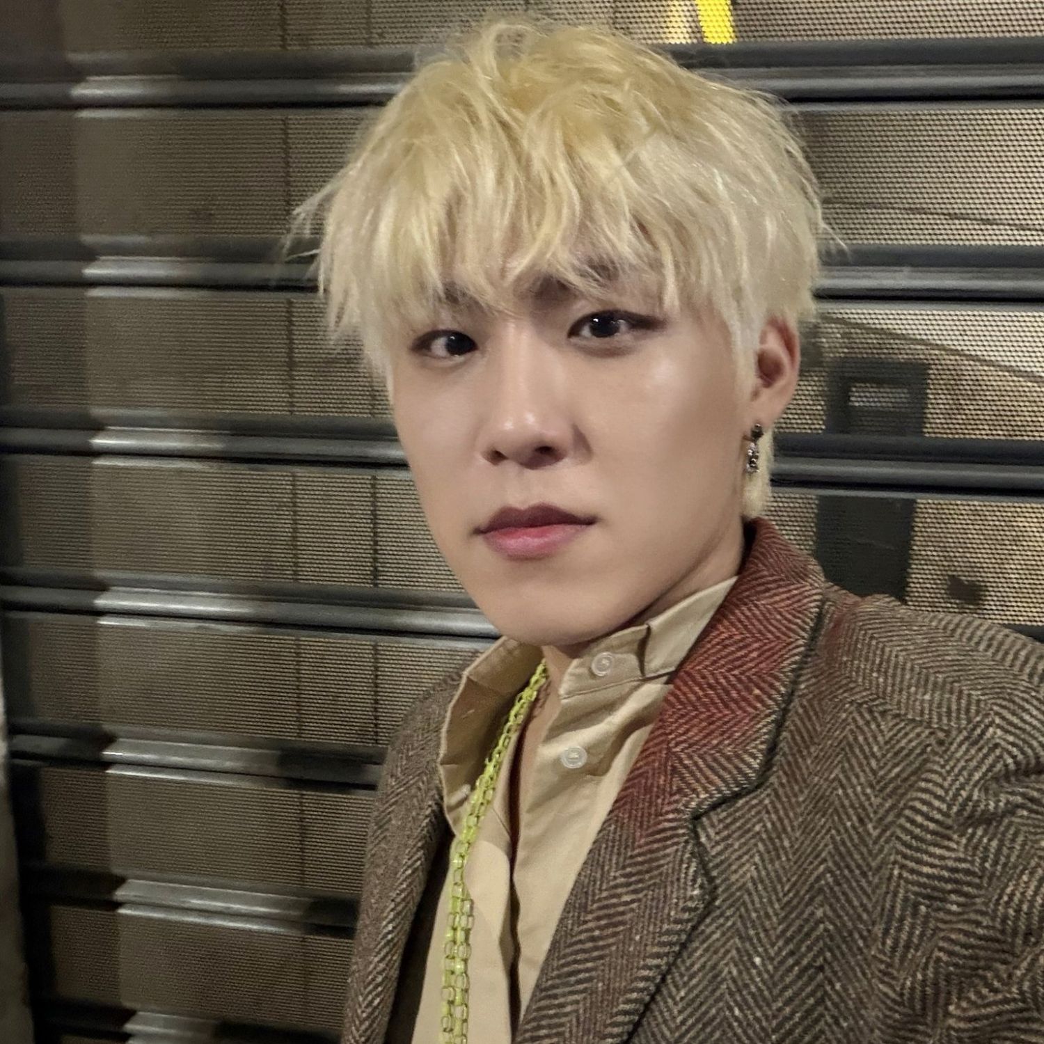 Behind-the-scenes cut of Park Woojin (AB6IX)