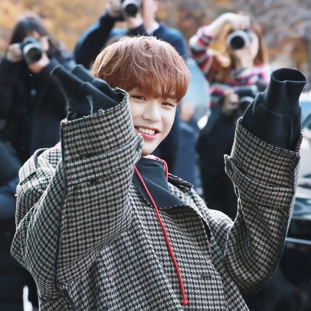 Foto aktivitas terbaru Kang Daniel