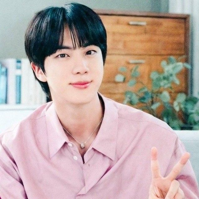ジン (BTS)の最近の活動写真