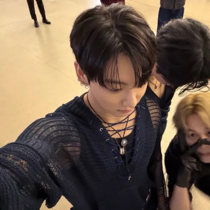 Potret di balik layar Jungkook (BTS)