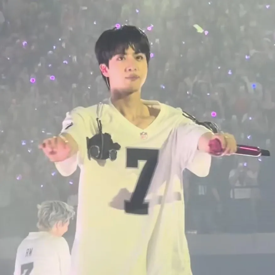 A moment captured by Jin (BTS)'s fan