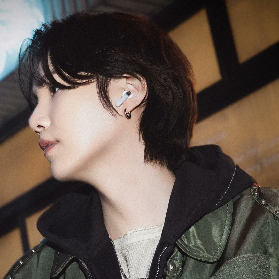 Latest photo of SUGA (BTS)