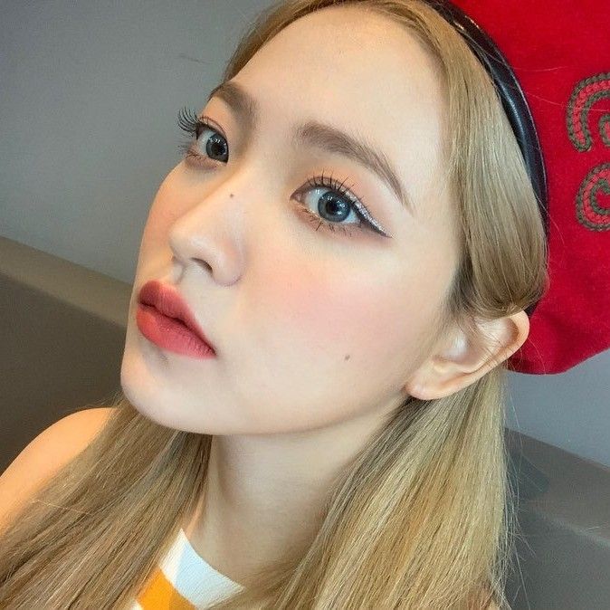 Behind-the-scenes cut of Yeri (Red Velvet)