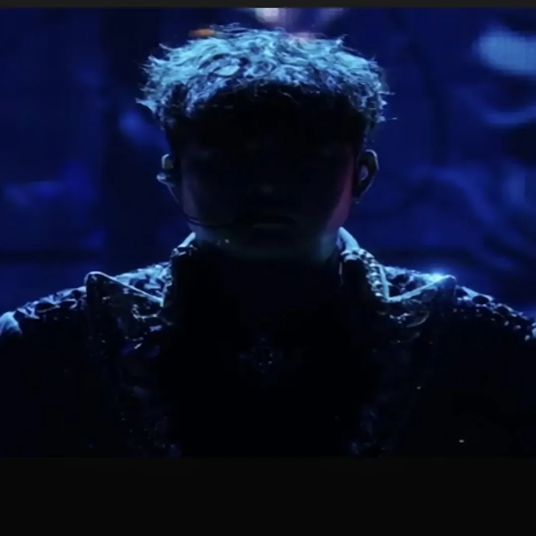 Behind-the-scenes cut of Shindong (Super Junior)