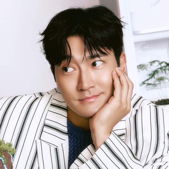 Behind-the-scenes cut of Siwon (Super Junior)