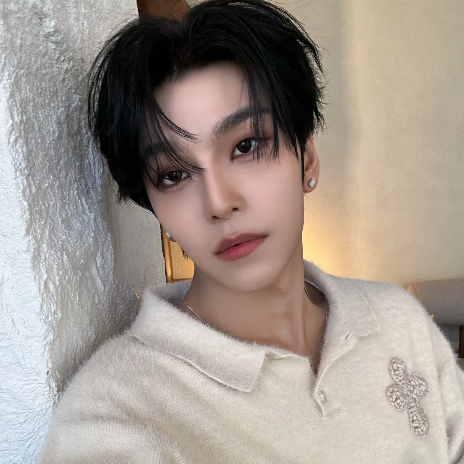 A moment captured by He Xinlong (ALPHA DRIVE ONE)'s fan