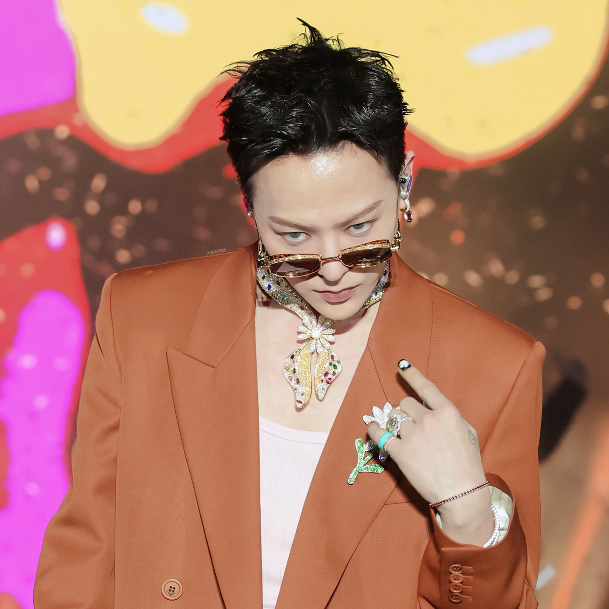 Recent activity shot of G-DRAGON (BIGBANG)