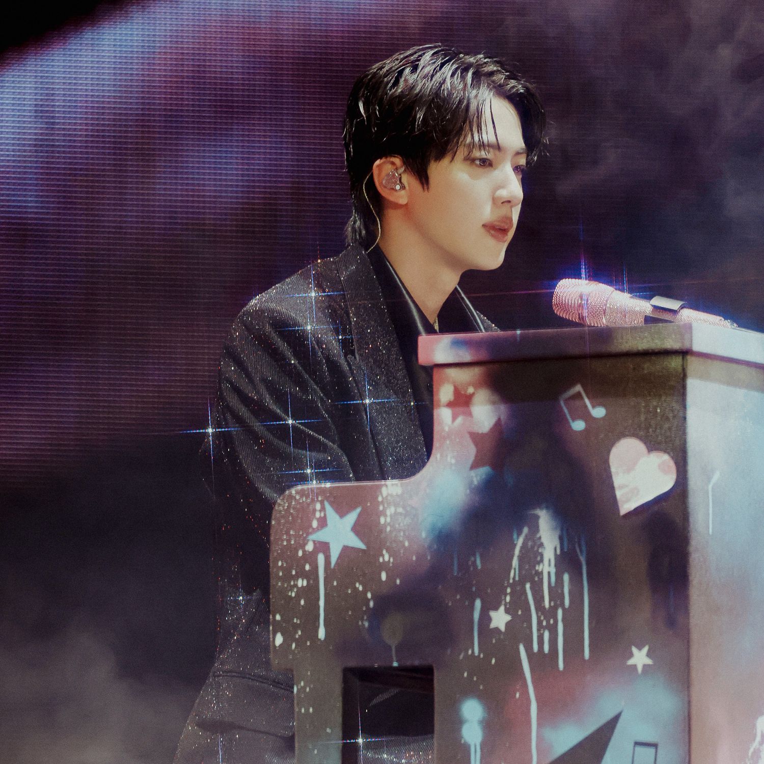 Behind-the-scenes cut of Jin (BTS)