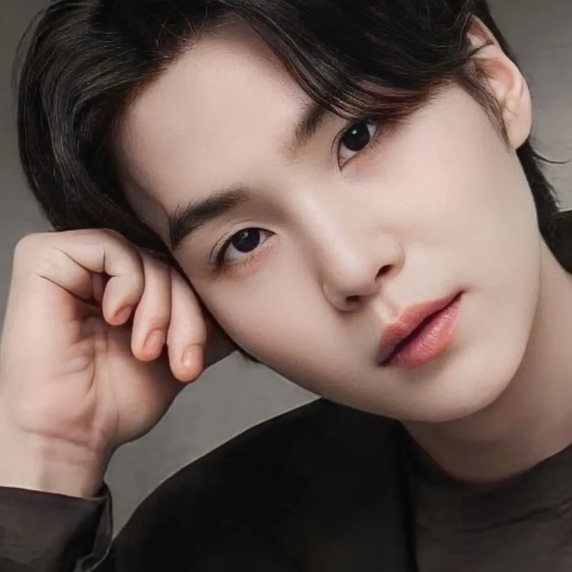 Potret di balik layar SUGA (BTS)