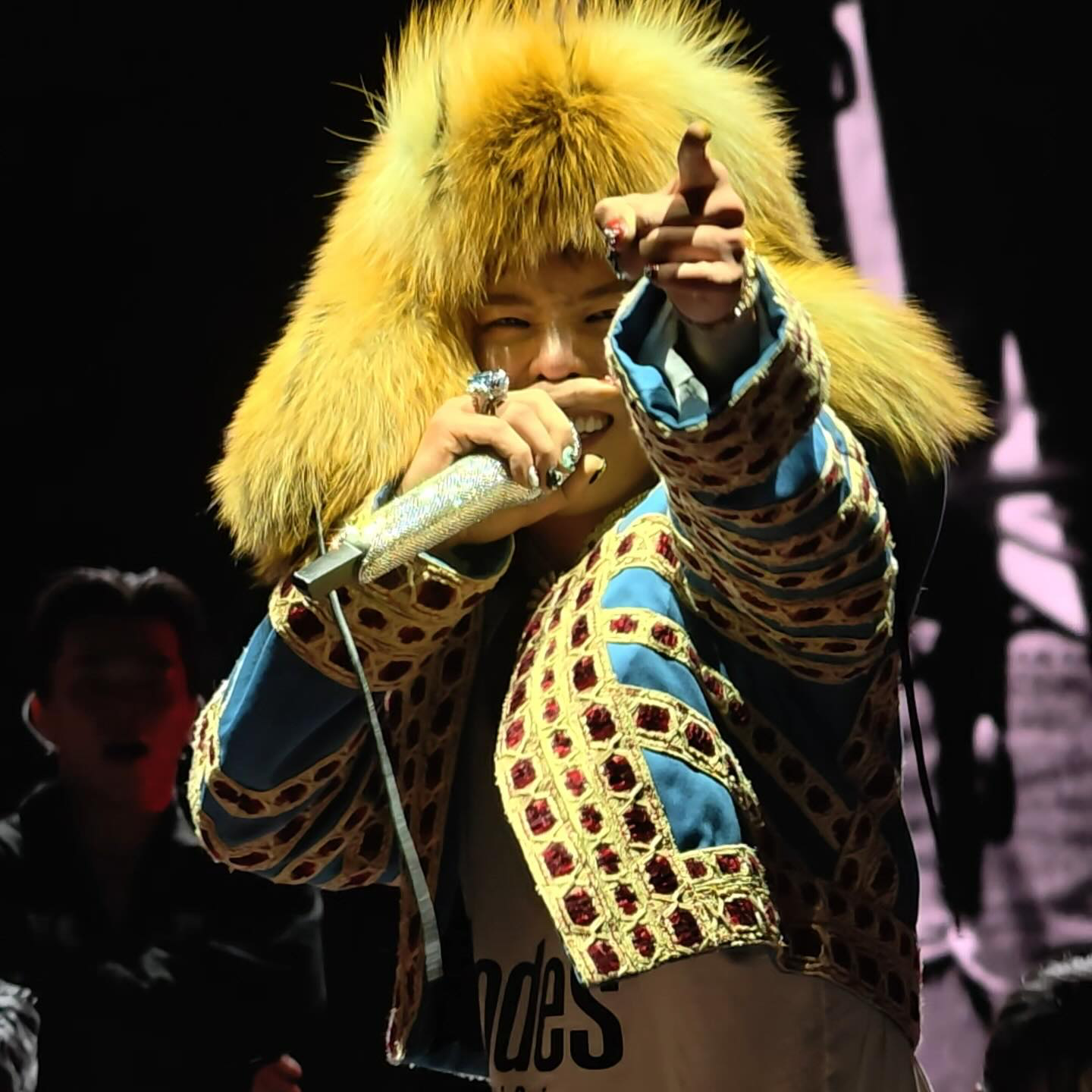 G-DRAGON (빅뱅)의 비하인드 컷