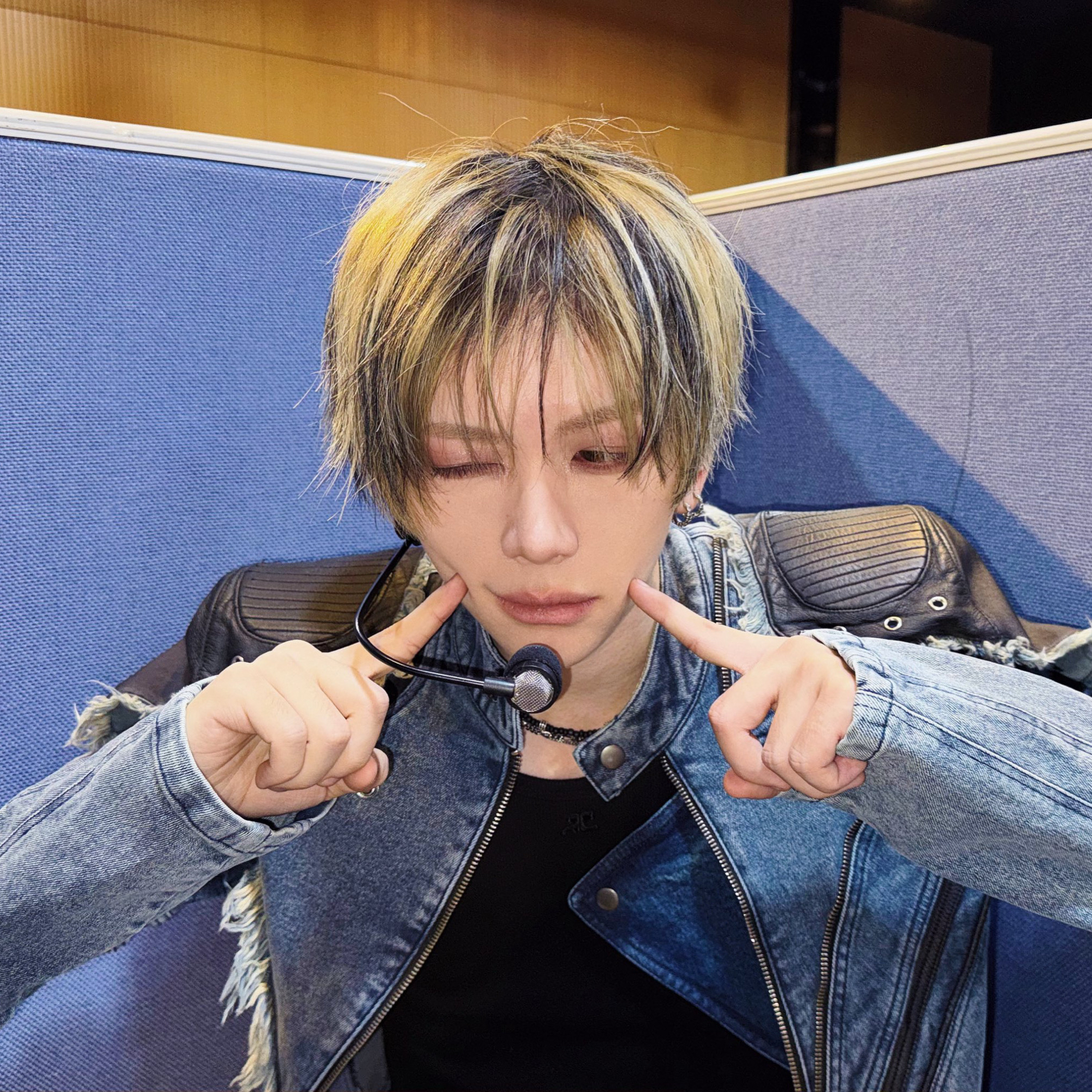 Today’s hot picks from the 린린 (MODYSSEY) community