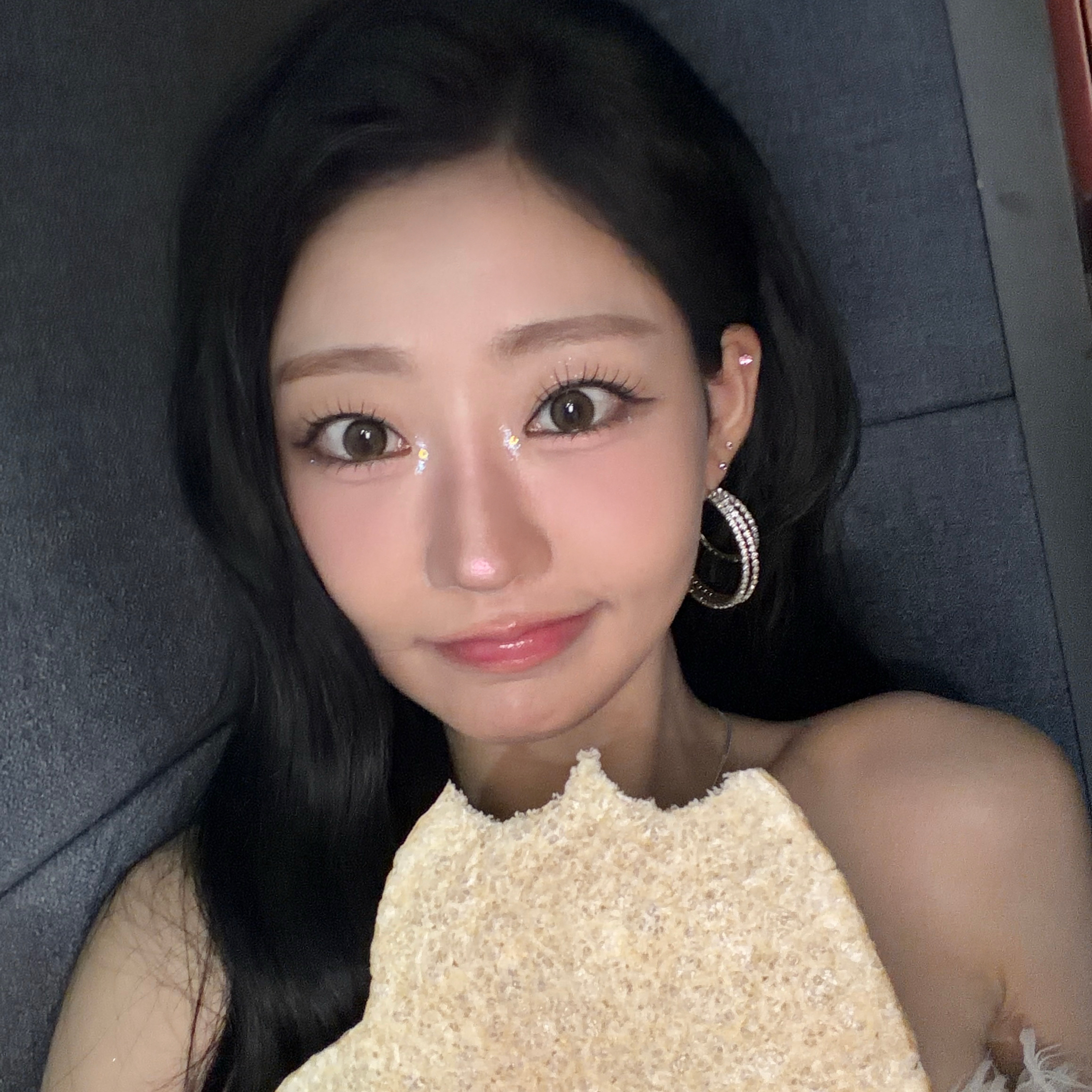 Julie (KISS OF LIFE)的最新照片