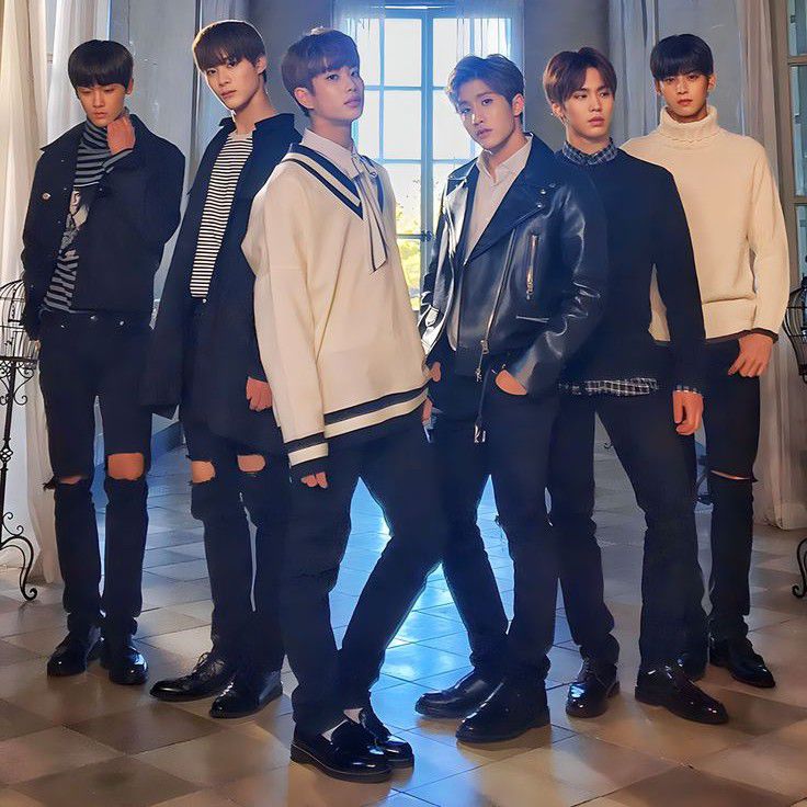 아스트로의 최신 사진