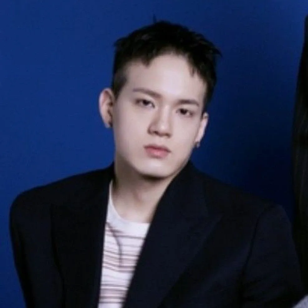 Recent activity shot of Peniel (BTOB)