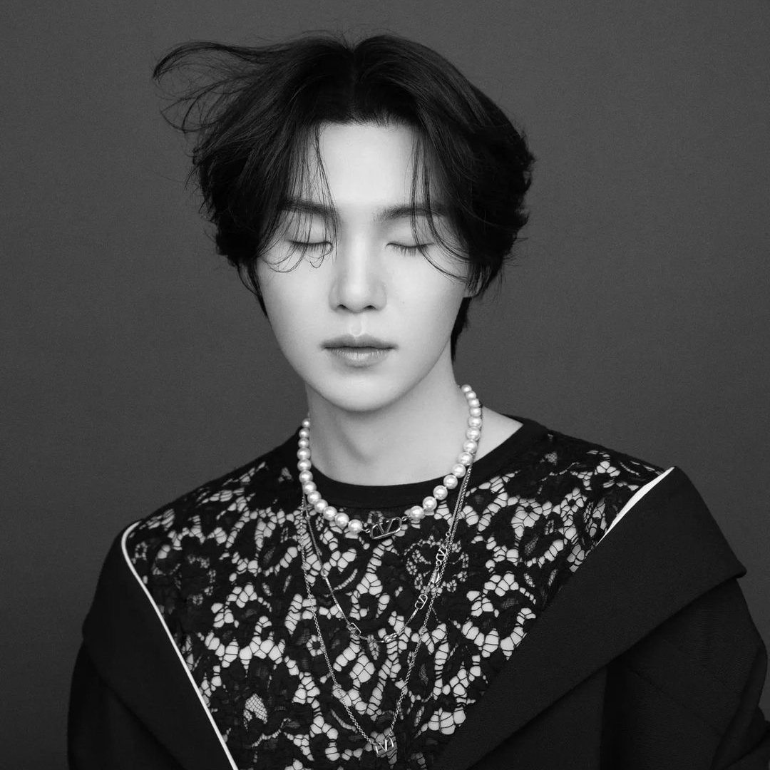 Behind-the-scenes cut of SUGA (BTS)