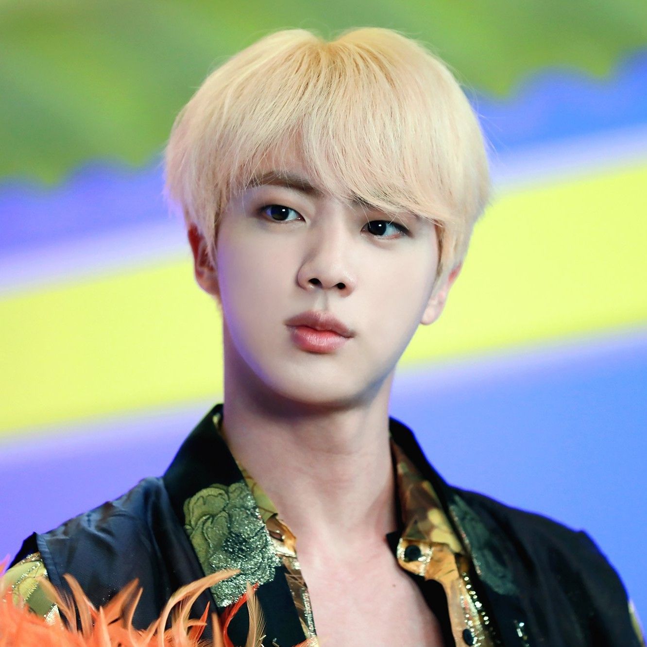 진 (방탄소년단)의 최신 사진