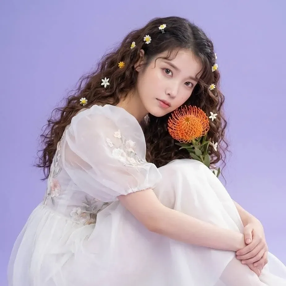 IU的最新活動照片