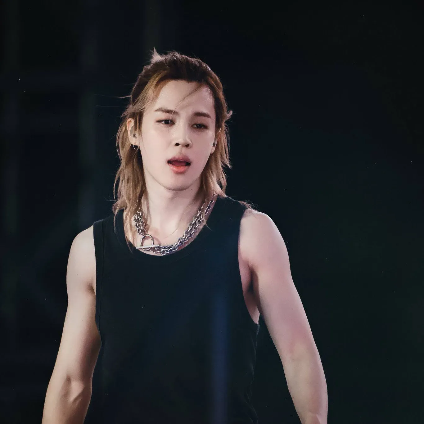 A moment captured by Jimin (BTS)'s fan