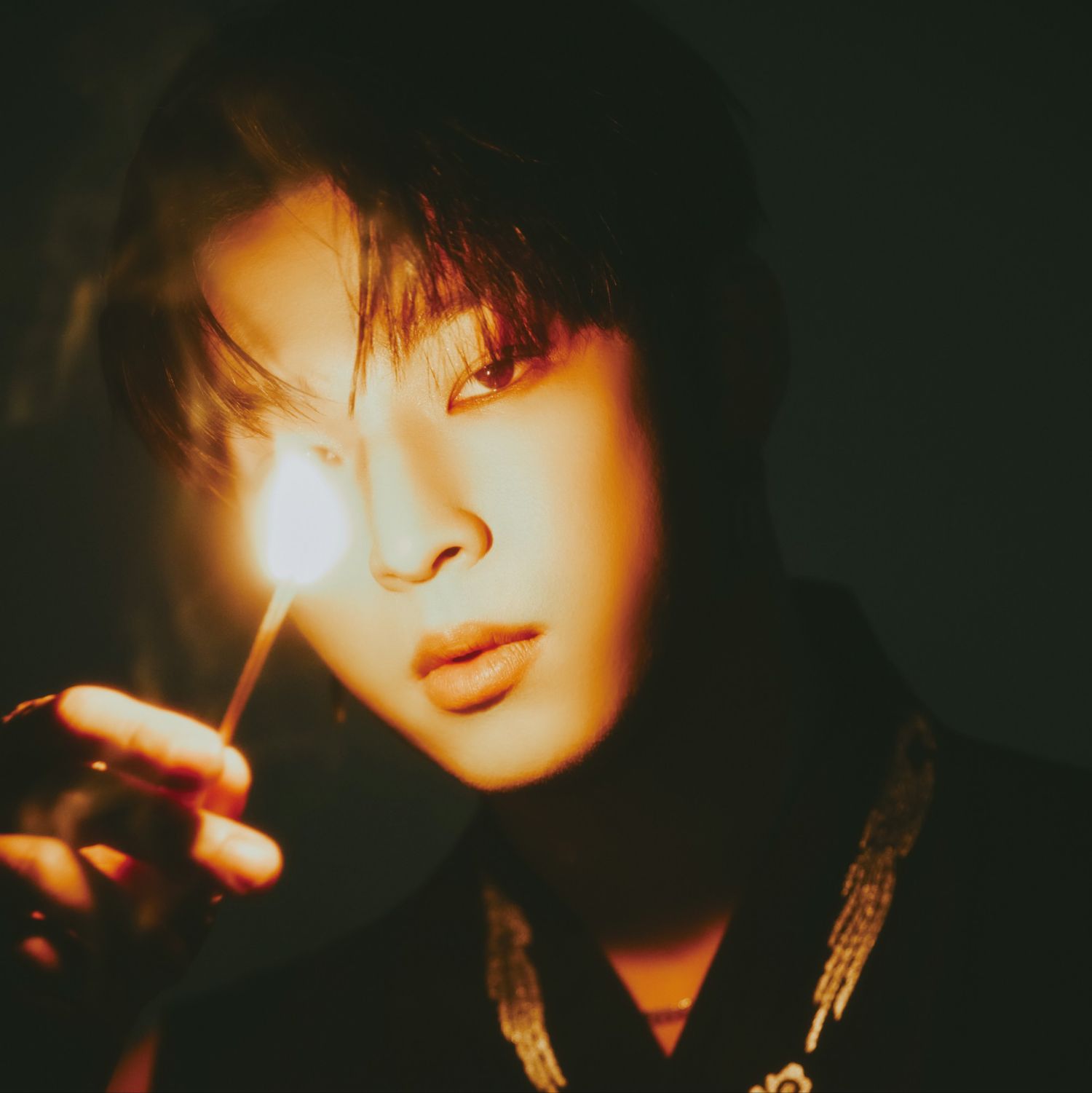 Recent activity shot of LEE DO (ONEUS)