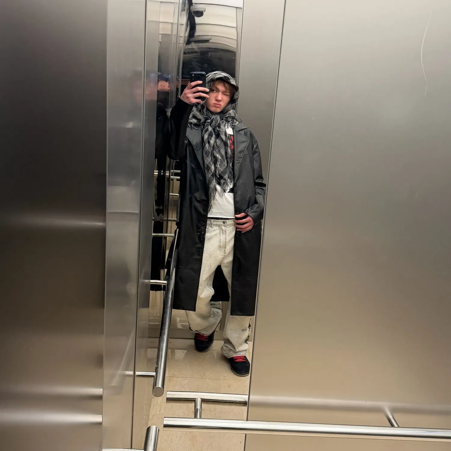 Behind-the-scenes cut of Martin (CORTIS)