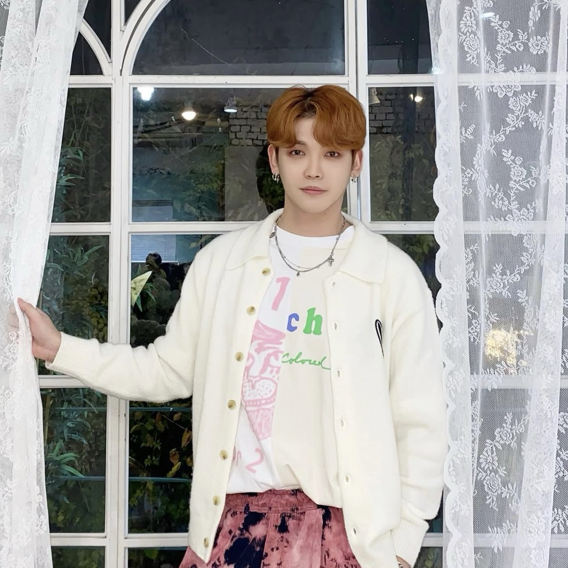 Behind-the-scenes cut of Kuhn (UP10TION)