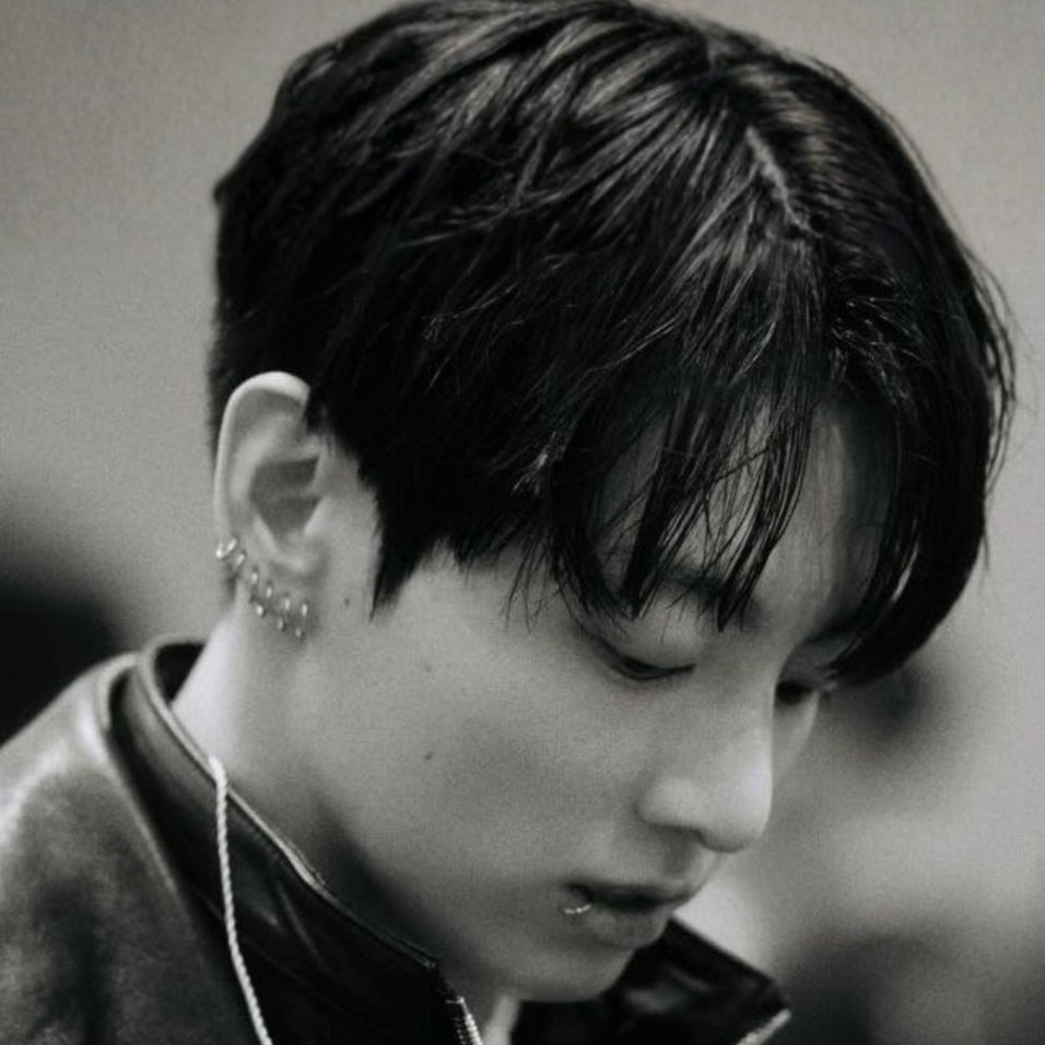 Momen yang diabadikan oleh penggemar Jungkook (BTS)