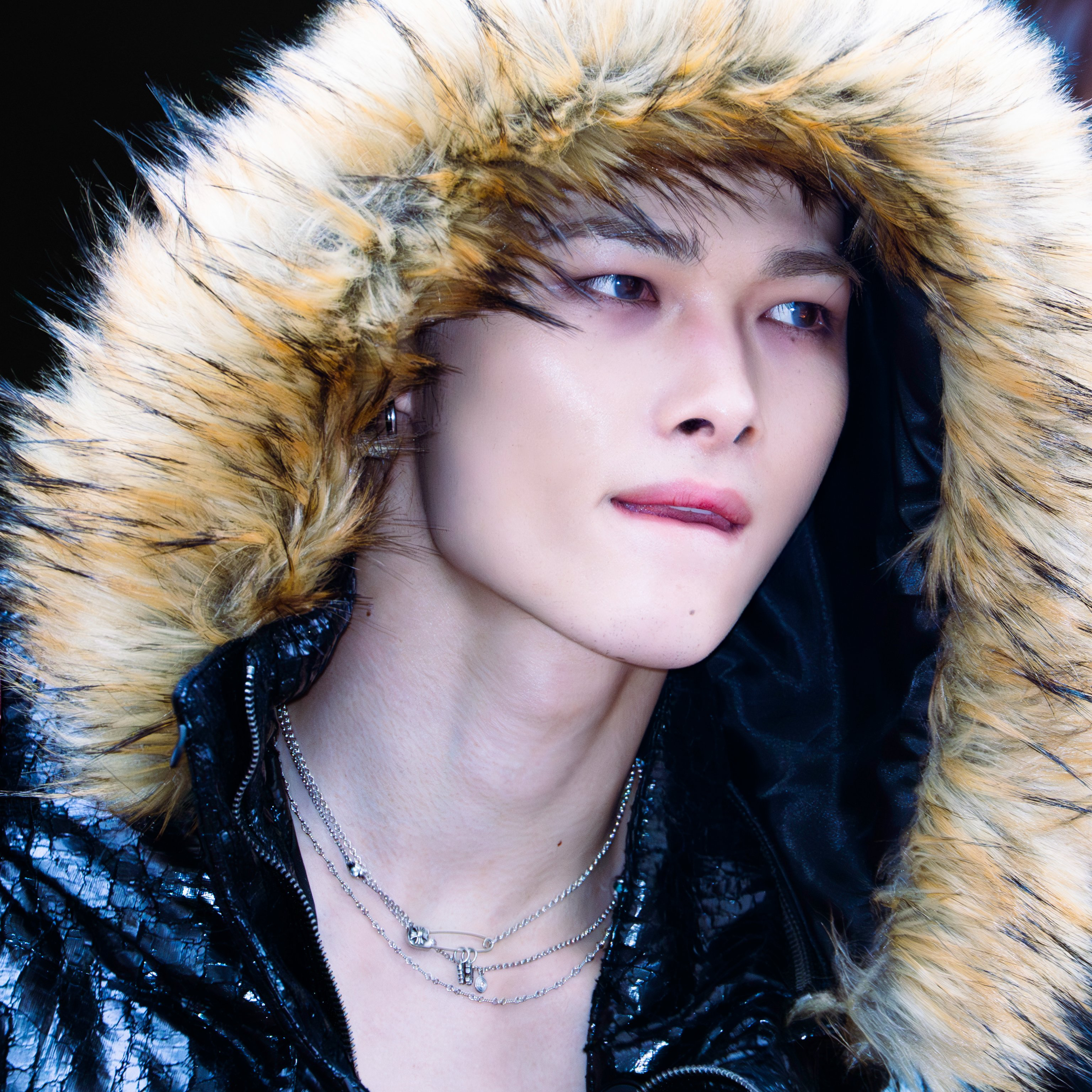 Latest photo of NI-KI (ENHYPEN)