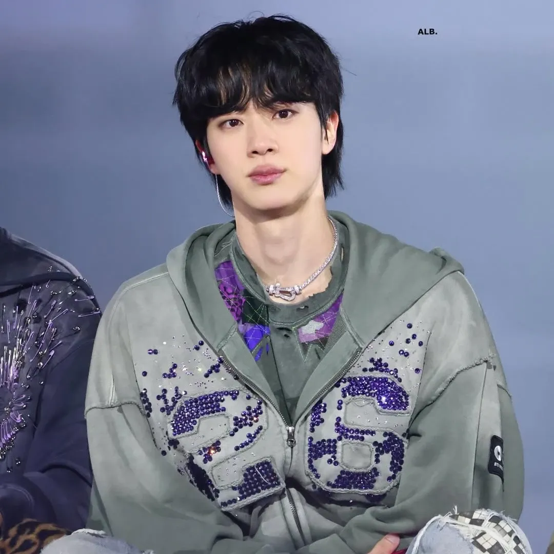 Potret di balik layar Jin (BTS)