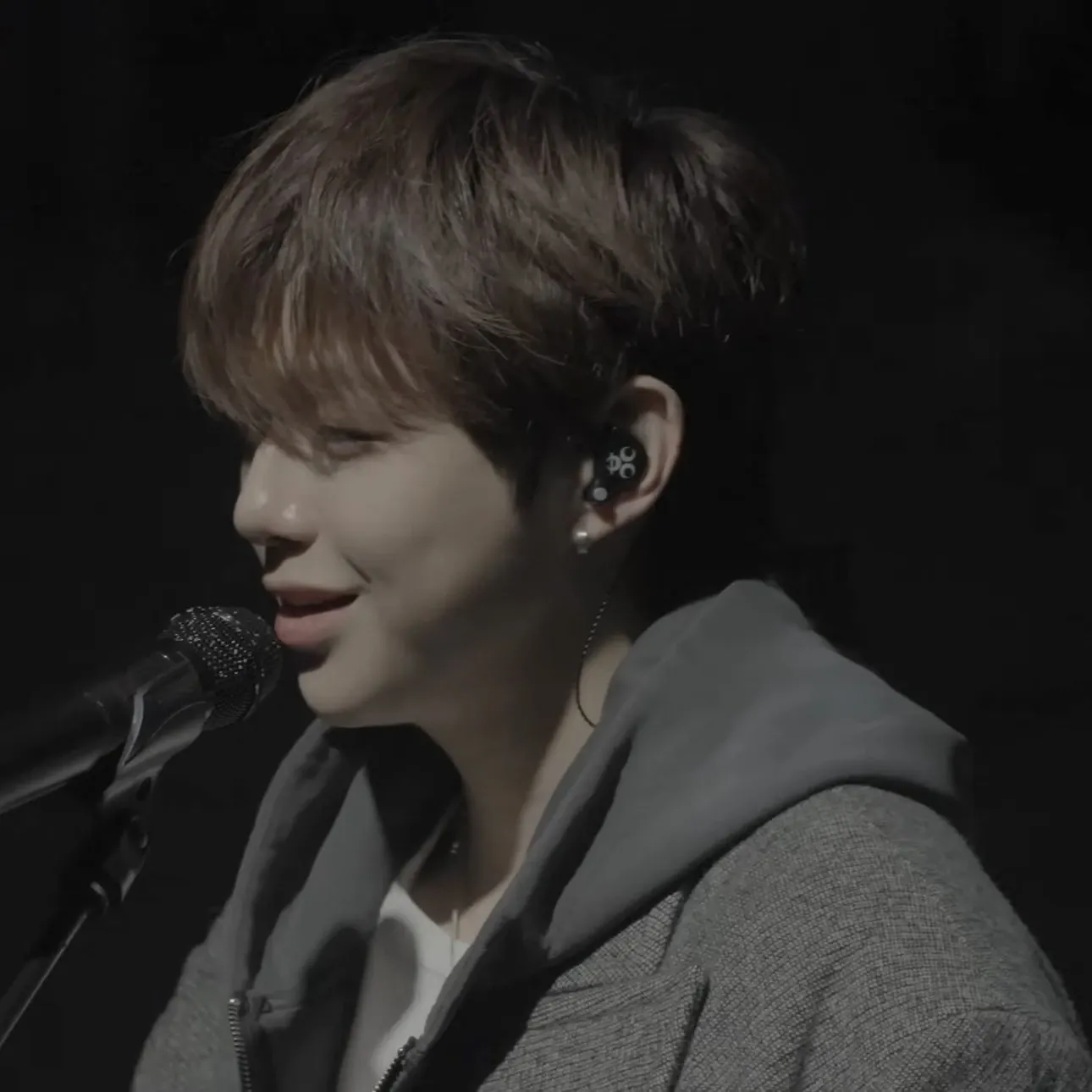 강다니엘의 최신 사진