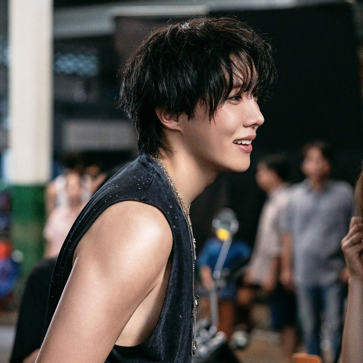 Momen yang diabadikan oleh penggemar j-hope (BTS)