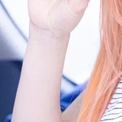 Recent activity shot of Song Hayoung (fromis_9)