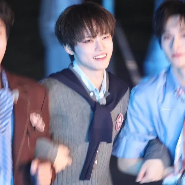 Behind-the-scenes cut of Chenle (NCT DREAM)