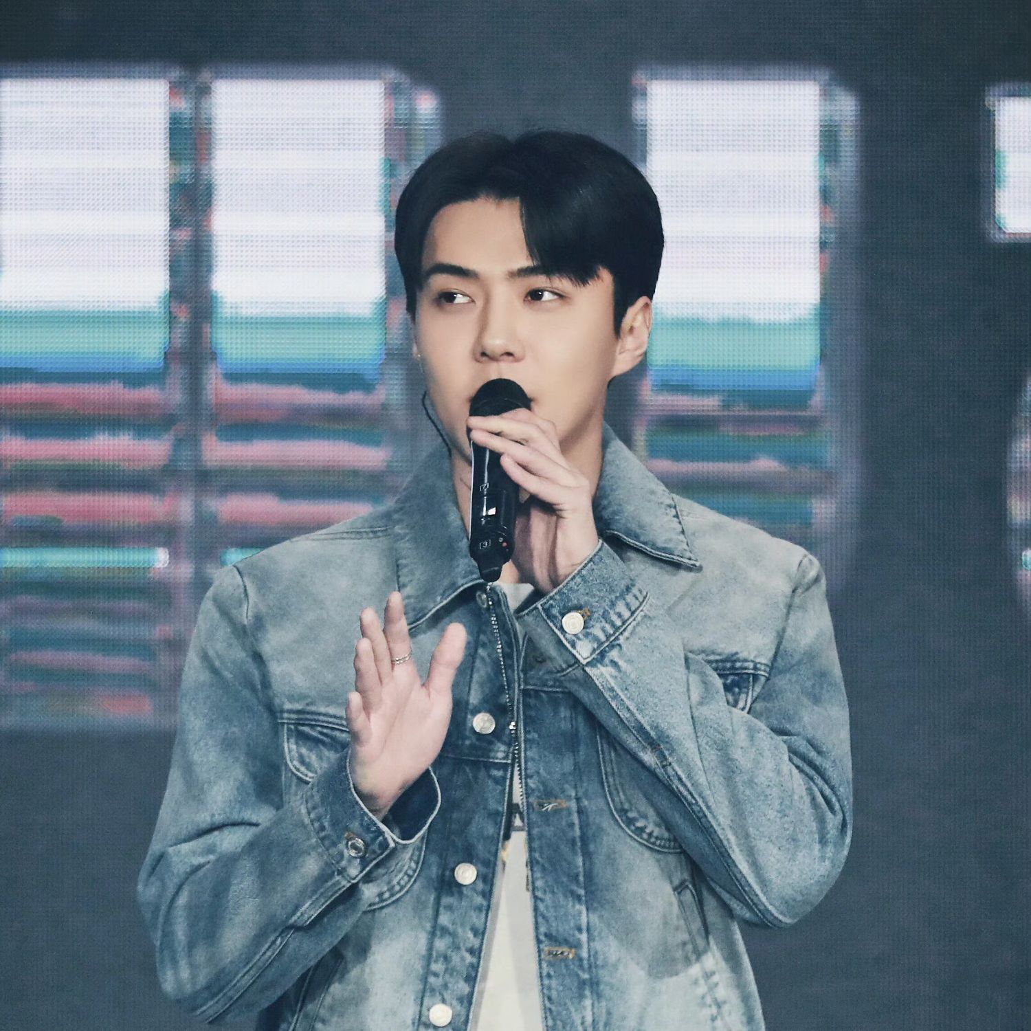 Momen yang diabadikan oleh penggemar Sehun (EXO)