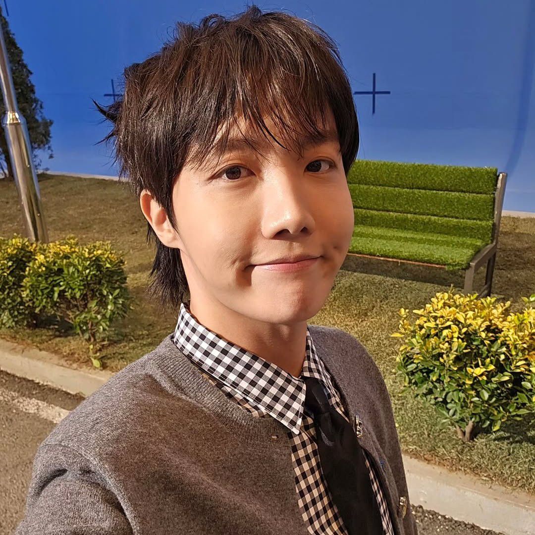 Behind-the-scenes cut of j-hope (BTS)