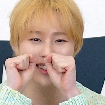 하성운 최근 활동샷