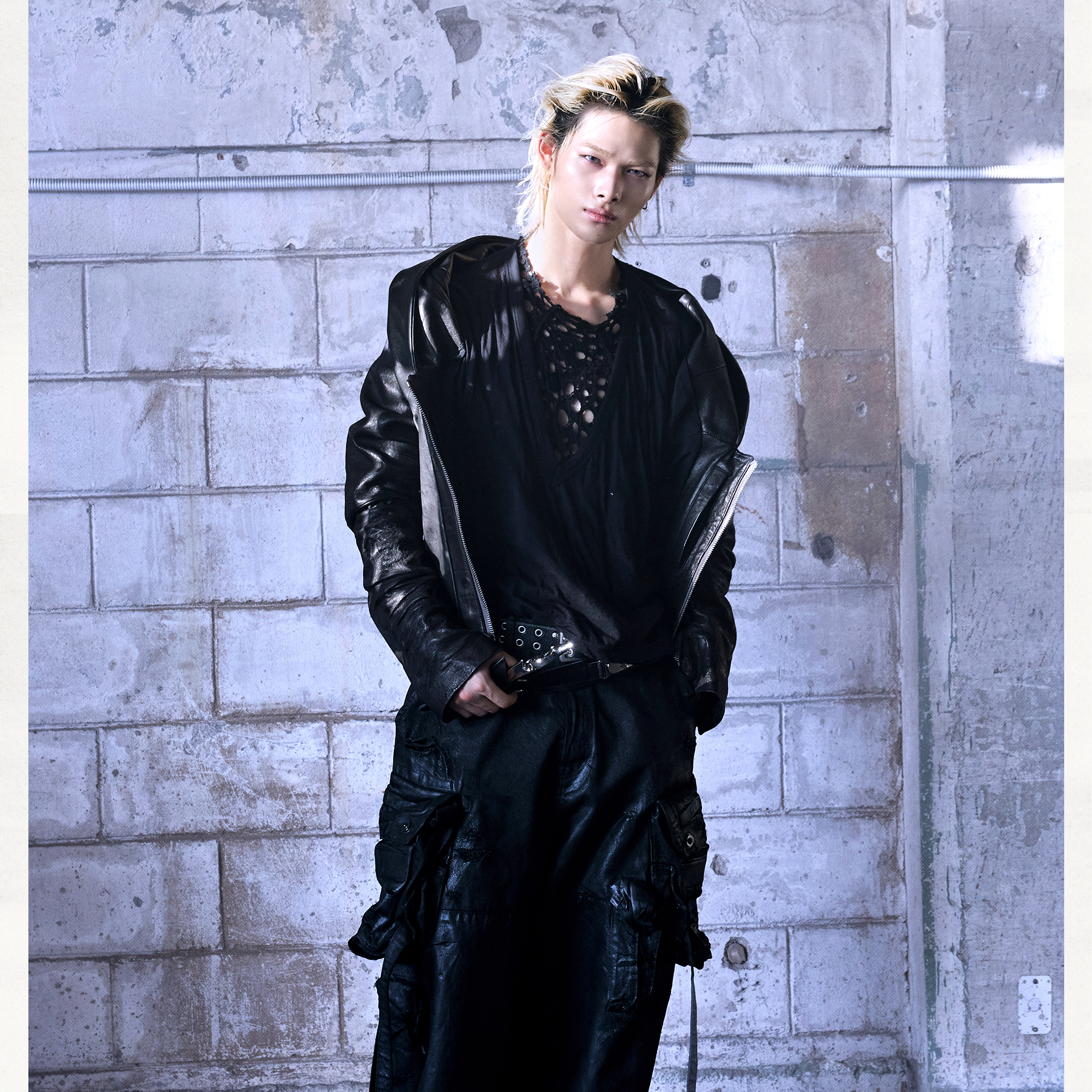 Foto aktivitas terbaru NI-KI (ENHYPEN)