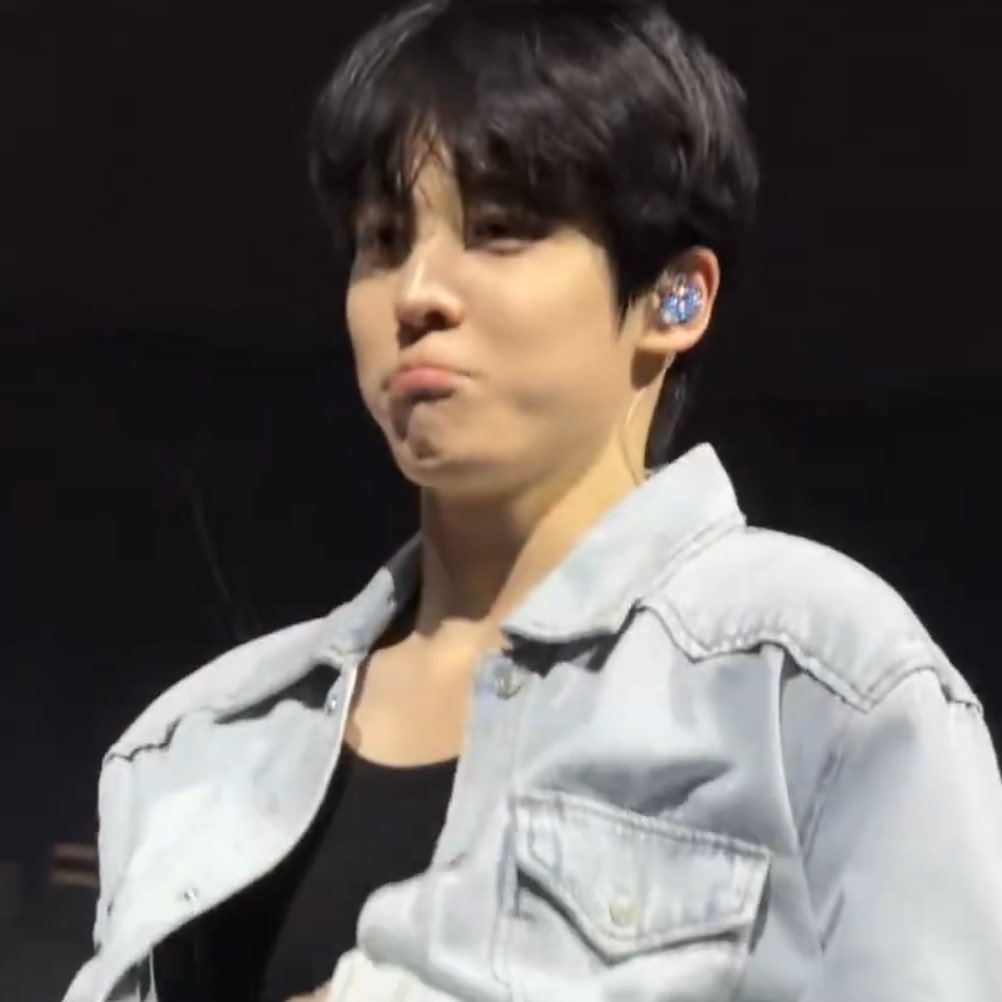 A moment captured by Yunho (ATEEZ)'s fan