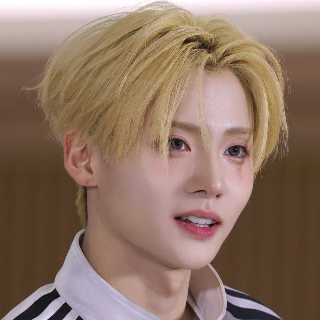 A moment captured by Lee Sangwon (ALPHA DRIVE ONE)'s fan