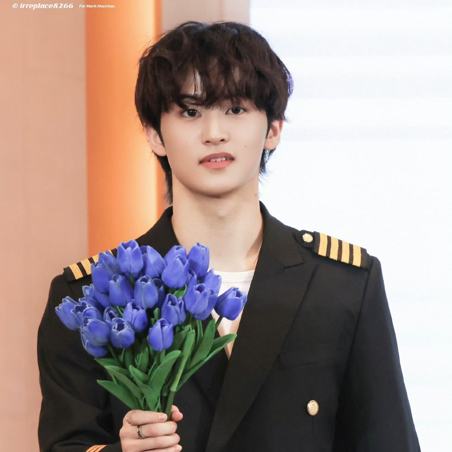 Behind-the-scenes cut of Mark (NCT 127, NCT DREAM)