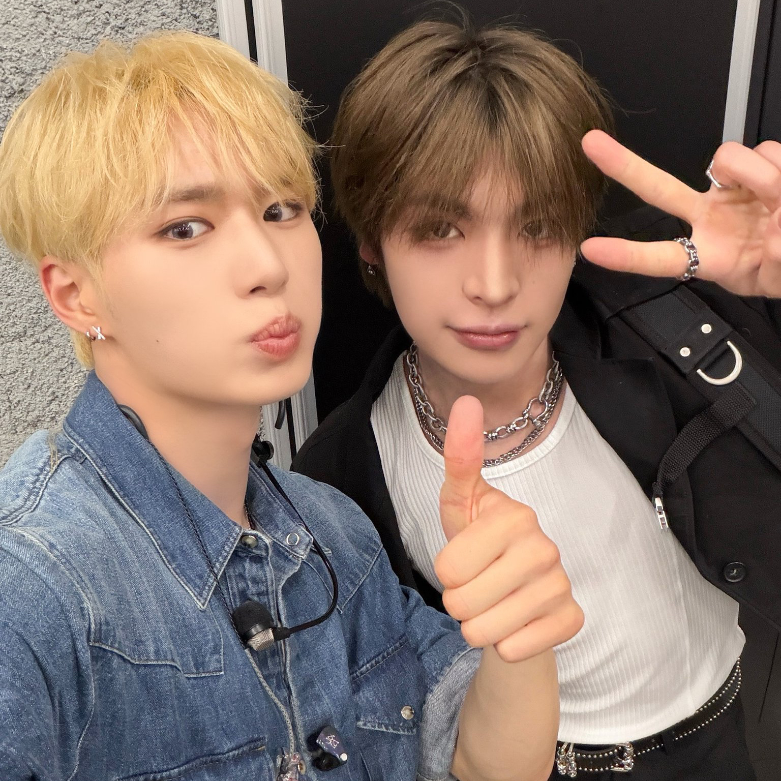 Today’s hot picks from the 김준서 (알파드라이브원) community